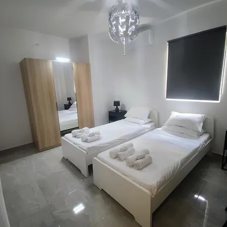 Deggies - Spacious, Modern Apartment! Lejlighed *